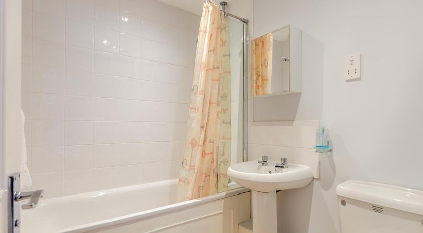 Photo of 2 Bed in Charmouth