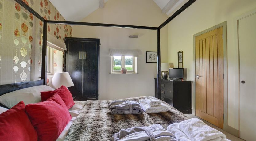 Photo of 3 Bed in Holt