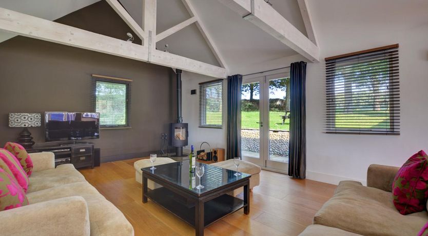 Photo of 3 Bed in Holt