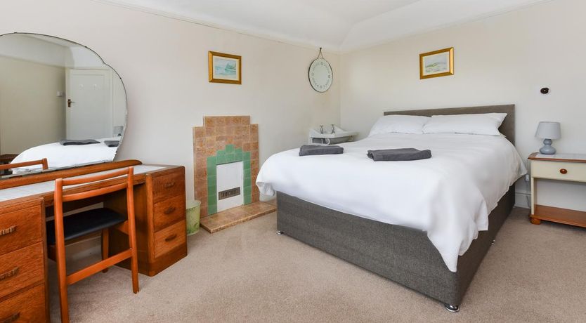 Photo of 4 Bed in Abersoch