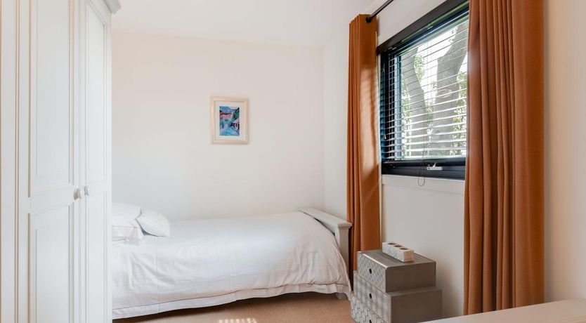 Photo of 2 Bed in Whitby