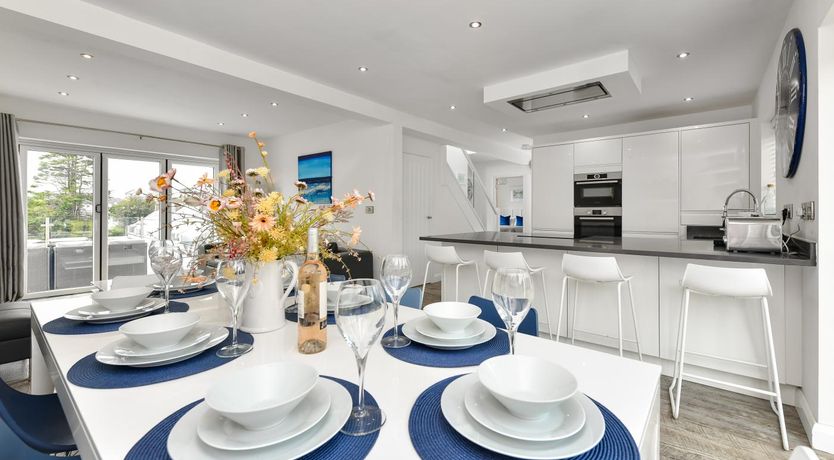 Photo of 4 Bed in Abersoch