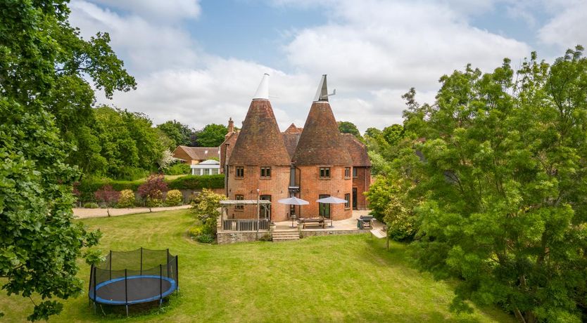 Photo of 5 Bed in Sissinghurst