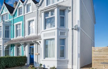 4 Bed in Pwllheli Holiday Home
