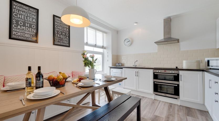 Photo of 4 Bed in Pwllheli