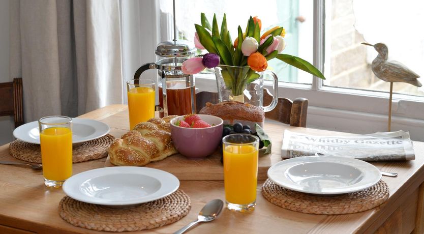 Photo of 3 Bed in Whitby