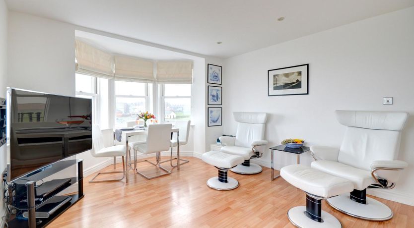 Photo of 2 Bed in Whitby