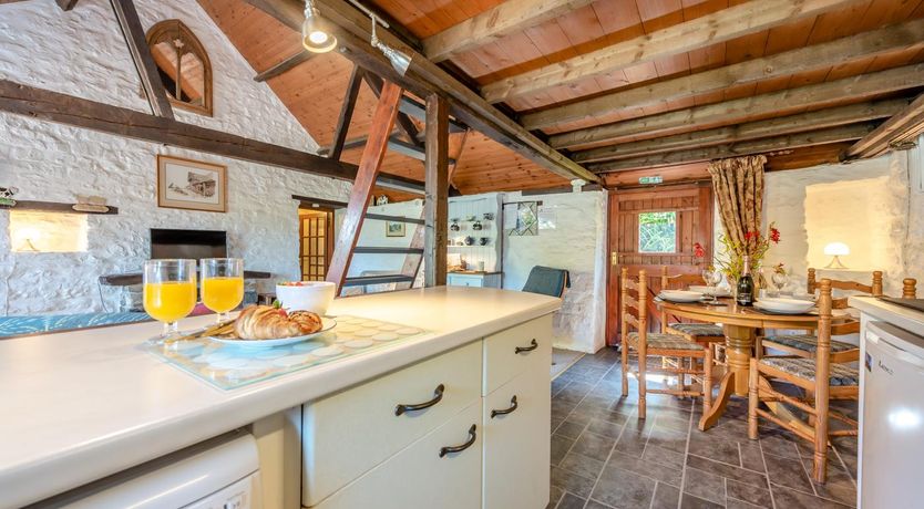 Photo of 2 Bed in Llandeilo