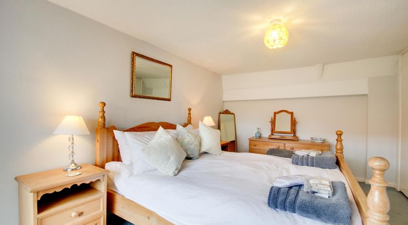 Photo of 2 Bed in Holt