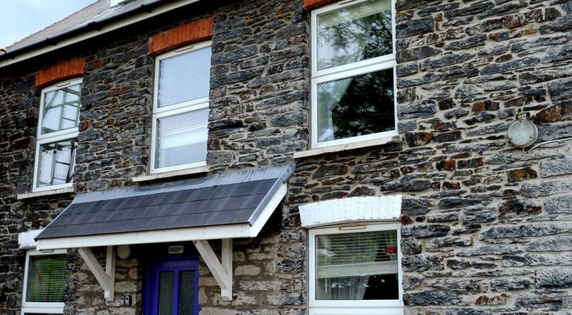 Photo of 2 Bed in Cardigan