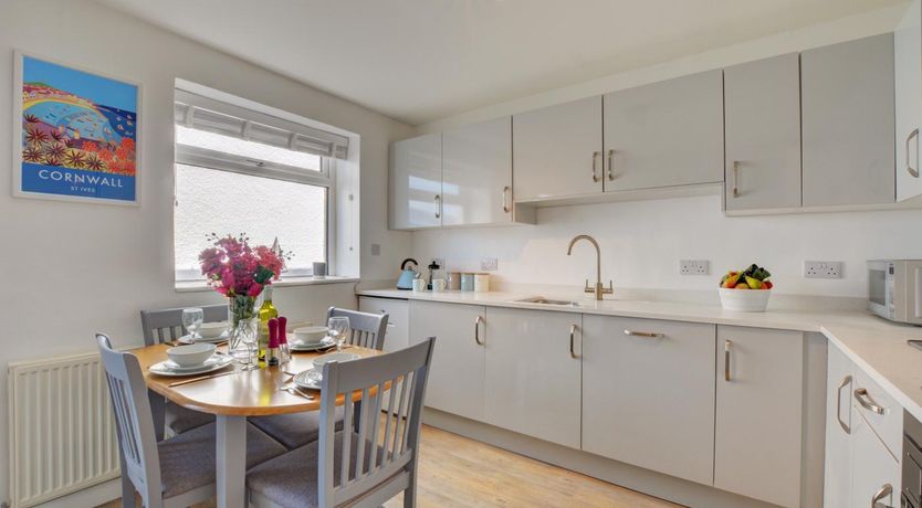 Photo of 2 Bed in Crackington Haven