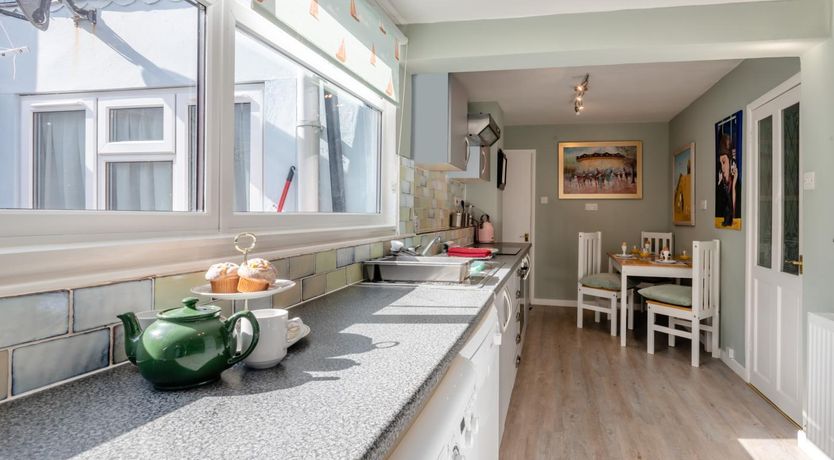 Photo of 4 Bed in Overstrand