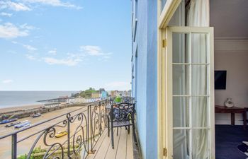 2 Bed in Tenby Holiday Home