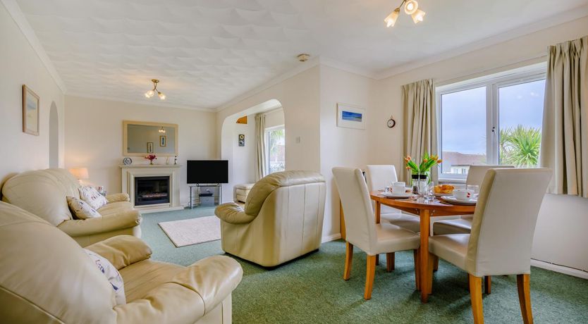 Photo of 3 Bed in Padstow