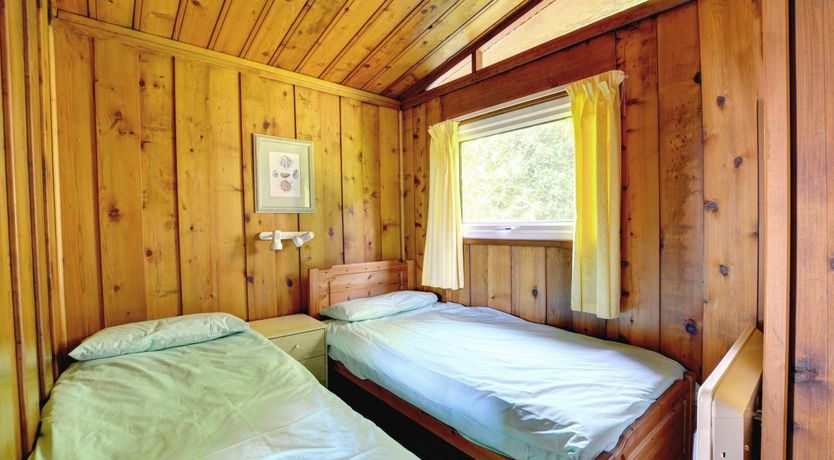 Photo of 3 Bed in Broad Haven