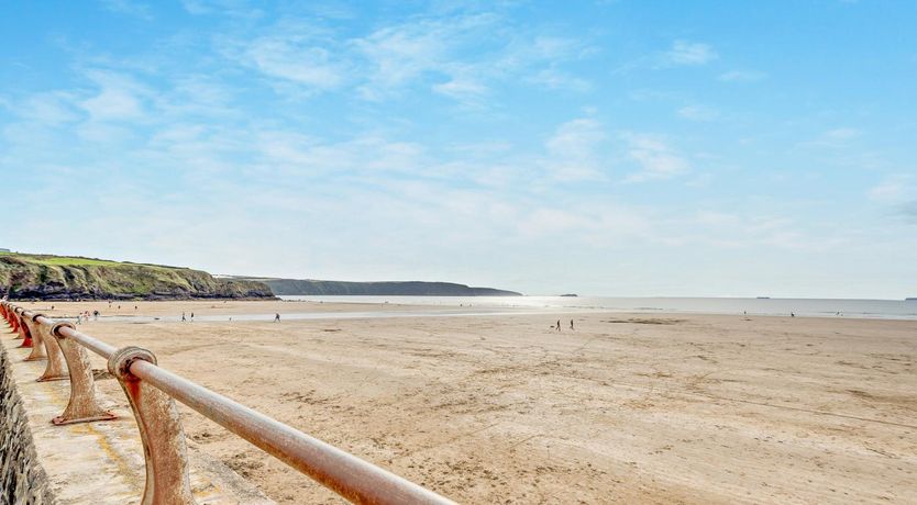 Photo of 3 Bed in Broad Haven