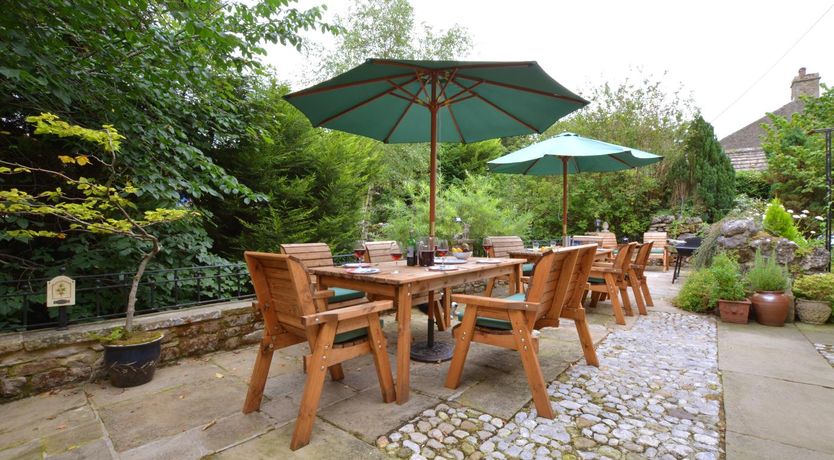 Photo of 5 Bed in Kettlewell