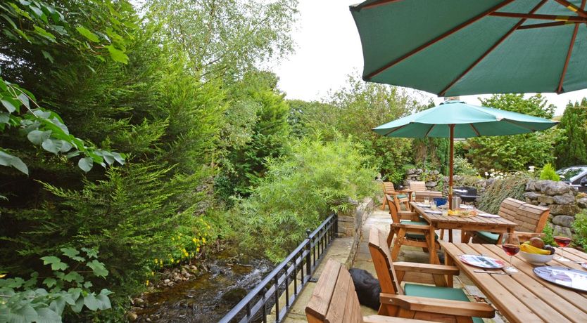 Photo of 5 Bed in Kettlewell