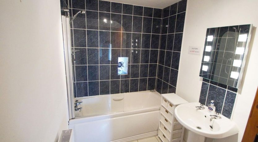 Photo of 2 Bed in St Davids