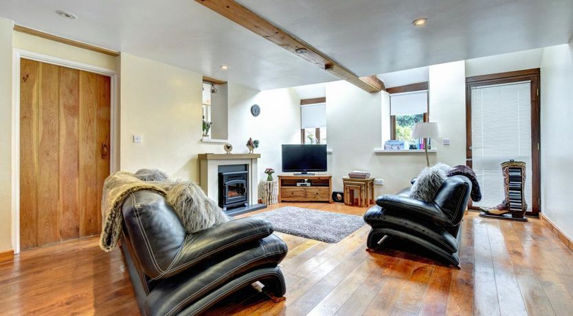 Photo of 2 Bed in Llandysul