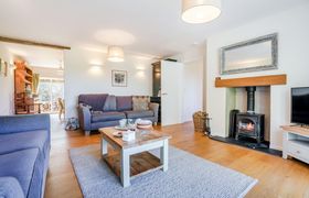 Photo of 3-bed-in-staplecross