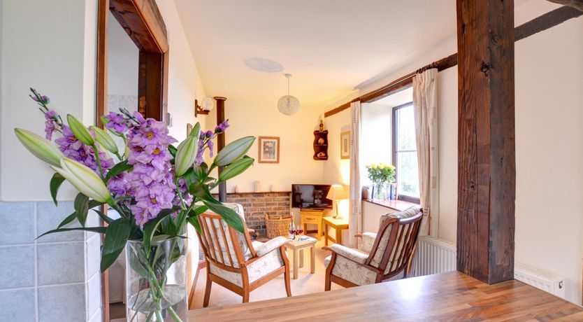 Photo of 1 Bed in Llanerchymedd