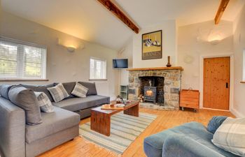 3 Bed in Llanrhychwyn Holiday Home