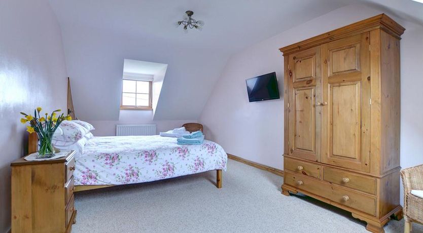 Photo of 2 Bed in Whitby
