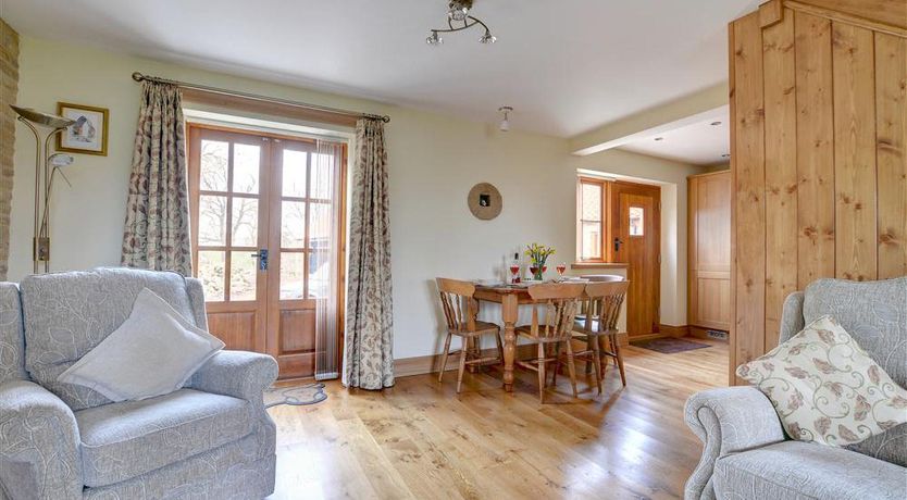 Photo of 2 Bed in Whitby