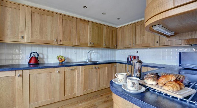 Photo of 2 Bed in Whitby