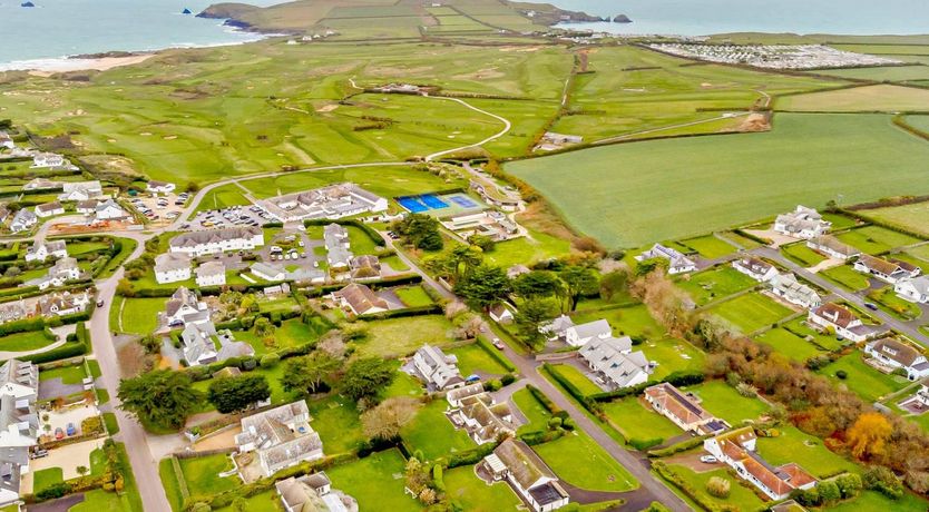 Photo of 5 Bed in Padstow