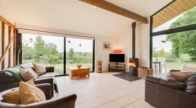 Photo of 3 Bed in Holbrook
