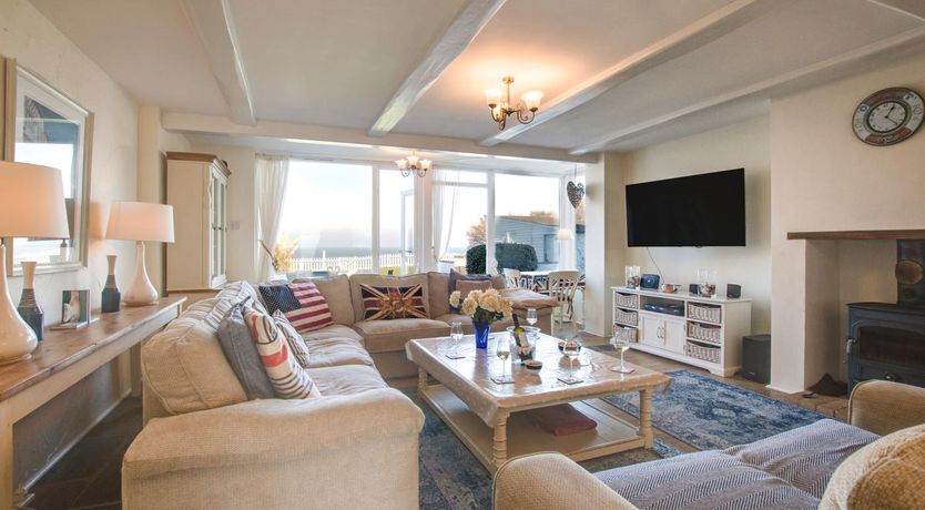 Photo of 3 Bed in Overstrand