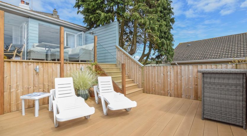 Photo of 4 Bed in Frogmore