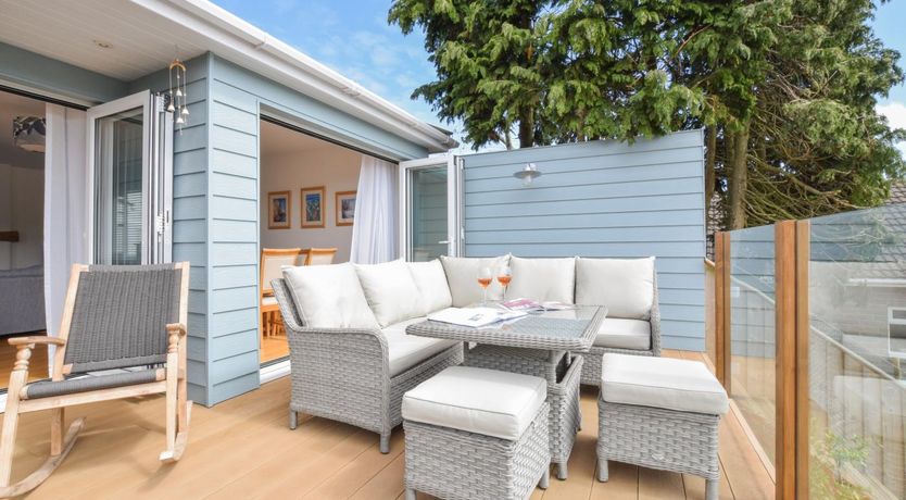 Photo of 4 Bed in Frogmore