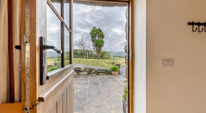 Photo of 3 Bed in Tywyn