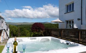 Photo of 5 Bed in Machynlleth