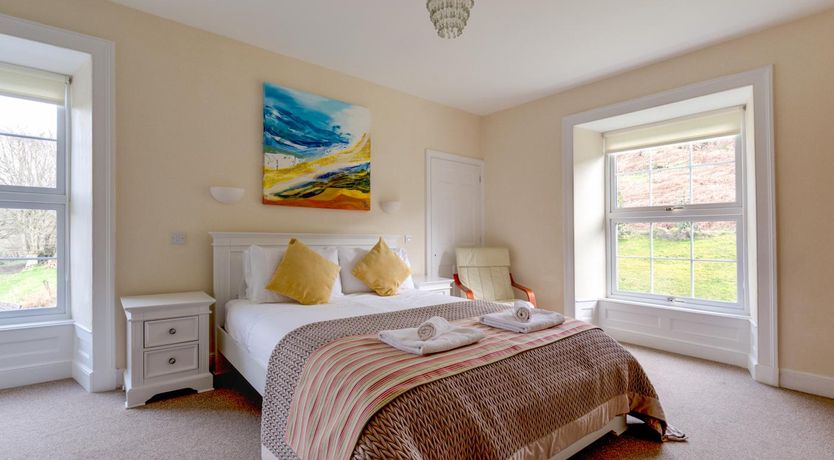 Photo of 5 Bed in Machynlleth