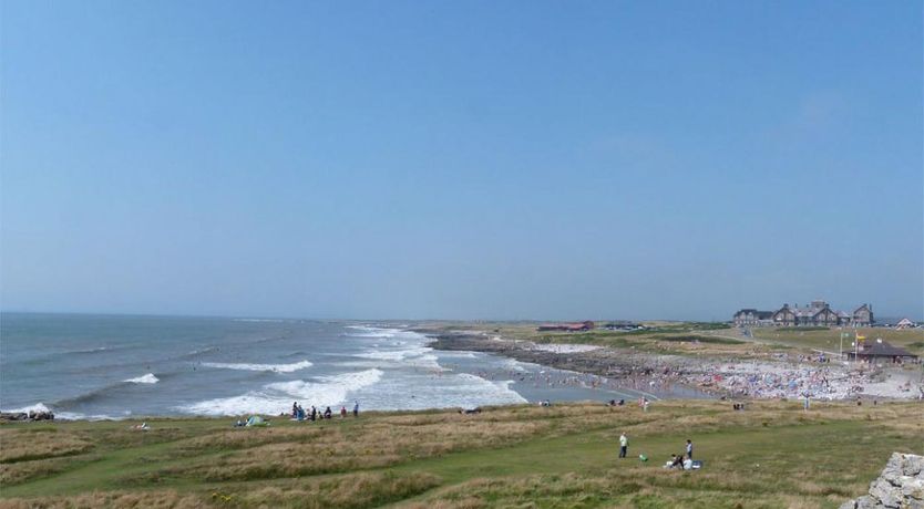 Photo of 1 Bed in Porthcawl