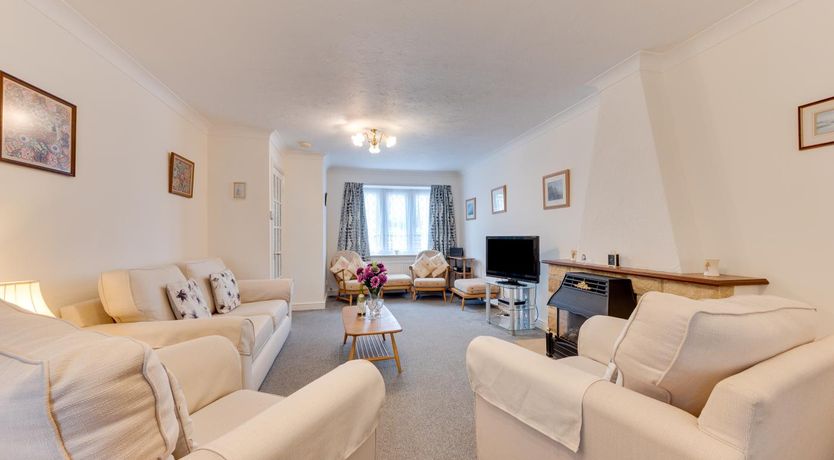 Photo of 3 Bed in Torquay