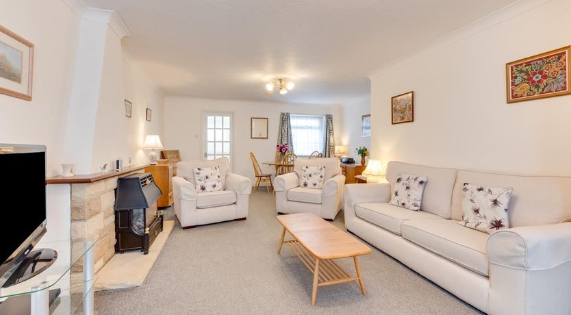 Photo of 3 Bed in Torquay