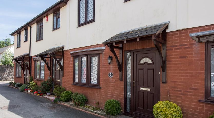 Photo of 3 Bed in Torquay