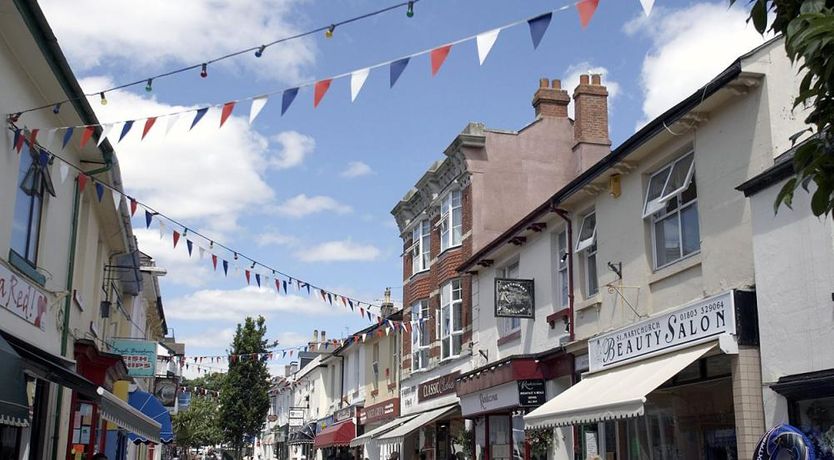 Photo of 3 Bed in Torquay