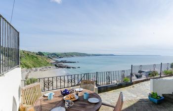 2 Bed in Looe Holiday Home