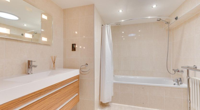 Photo of 3 Bed in Sandwich