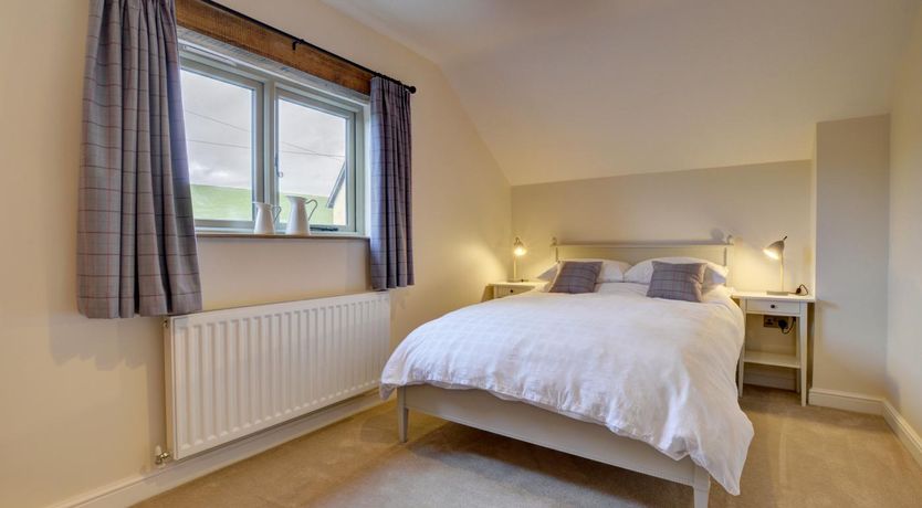 Photo of 2 Bed in Bishops Nympton
