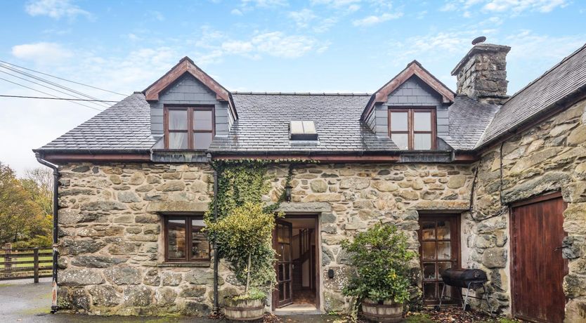 Photo of 3 Bed in Dolgellau
