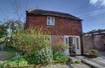 2 Bed in Rolvenden Holiday Home