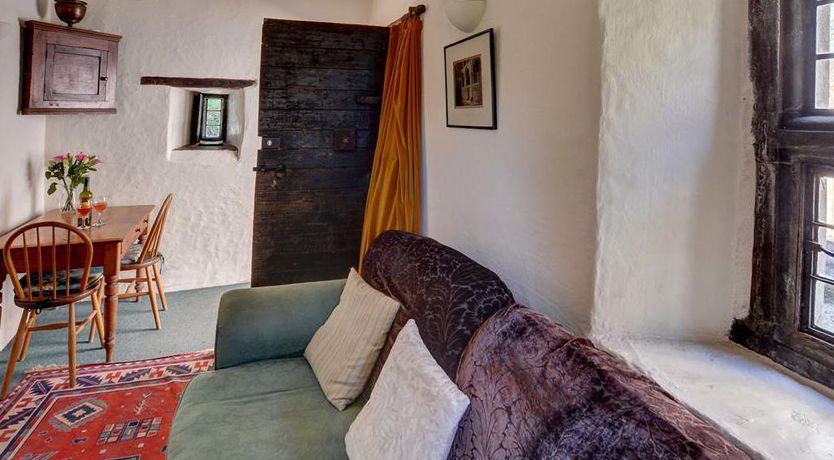Photo of 1 Bed in Llanrwst