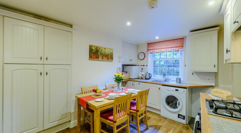 Photo of 3 Bed in Whitby